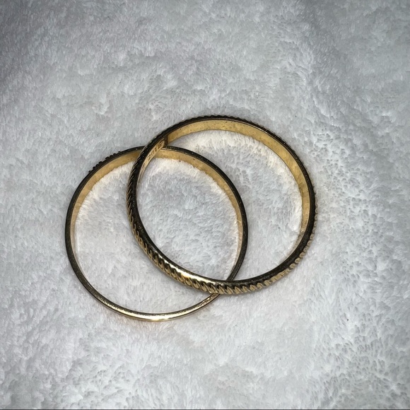 Lilly Pulitzer Gold Bangles Set “In The Jungle” - Picture 6 of 15